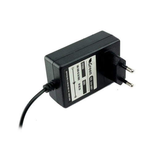 Fonte 9v 2A Plug 5,5mm x 2,1mm Bivolt